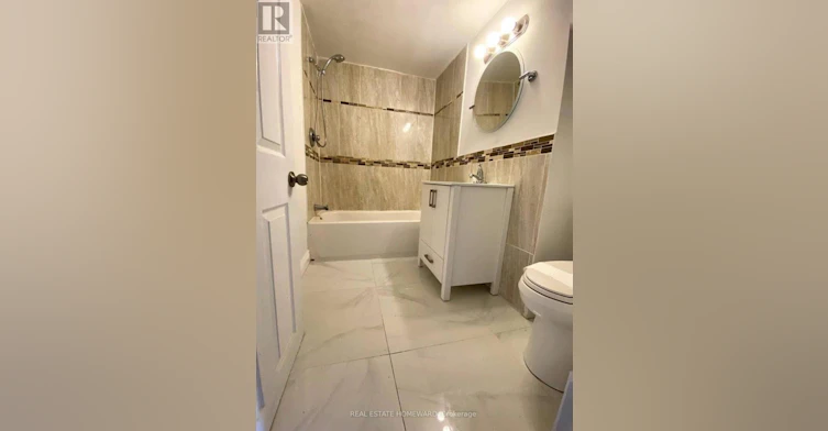 LOWER-184 Avenue Road, Newmarket, ON, L3Y 1N6 - 12