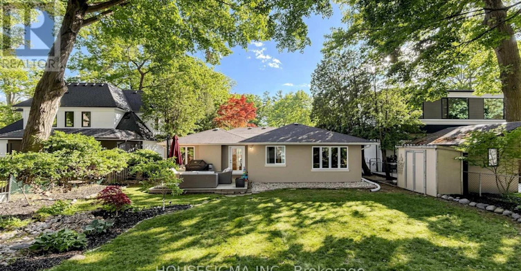 69 Holyrood Avenue, Oakville, ON, L6K 2V4 - 46