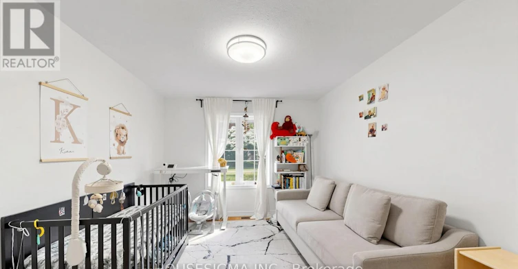 69 Holyrood Avenue, Oakville, ON, L6K 2V4 - 38