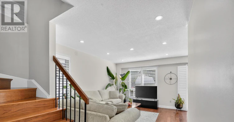 32 Fanshawe Drive, Brampton, ON, L6Z 1A9 - 6