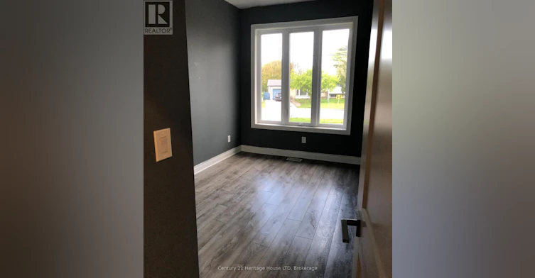 8439 Willoughby Drive W, Niagara Falls, ON, L2G 6X4 - 10