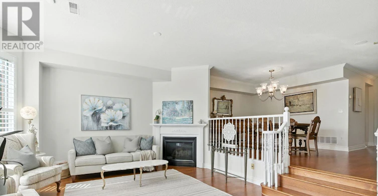 7-442 Maple Avenue, Burlington, ON, L7S 2L7 - 5