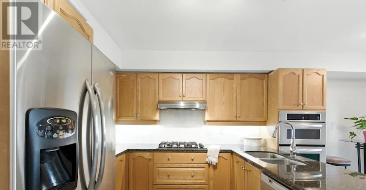 7-442 Maple Avenue, Burlington, ON, L7S 2L7 - 11
