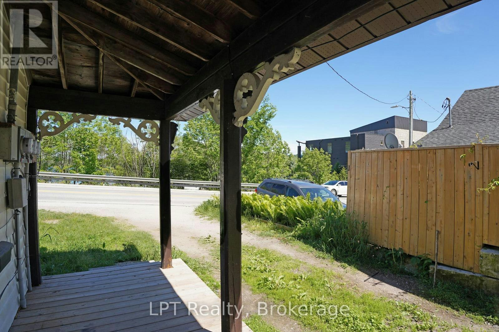 726 Berford Street, South Bruce Peninsula, ON, N0H 2T0 - 3