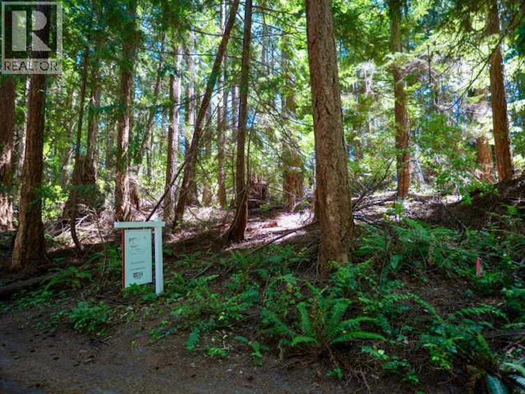 3198 Vancouver Boulevard, Savary Island, BC, V0N 2G0