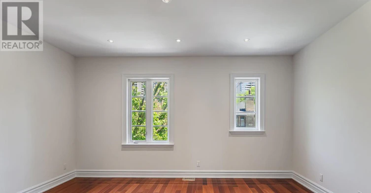 8 Huntley Street, Toronto, ON, M4Y 2K6 - 36