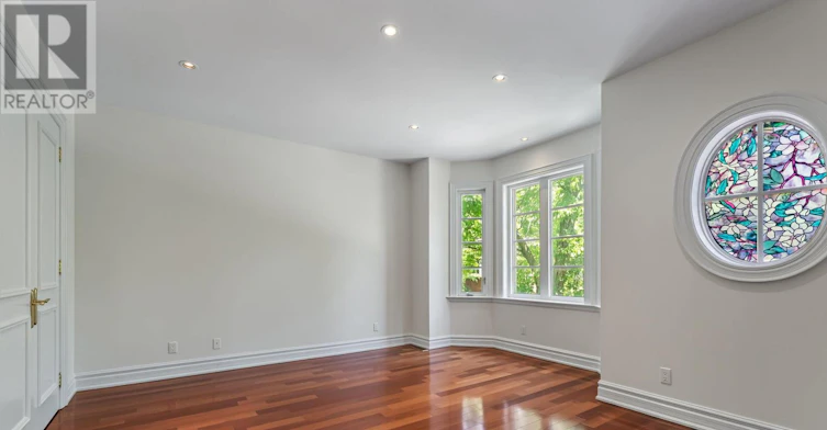 8 Huntley Street, Toronto, ON, M4Y 2K6 - 26