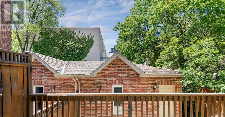 8 Huntley Street, Toronto, ON, M4Y 2K6 - 15