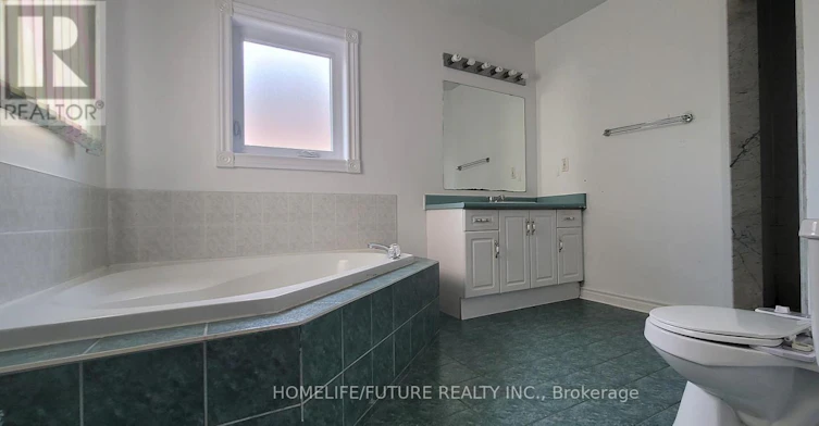 MAIN & SECOND-24 Hoake Road, Markham, ON, L3S 3Z5 - 18