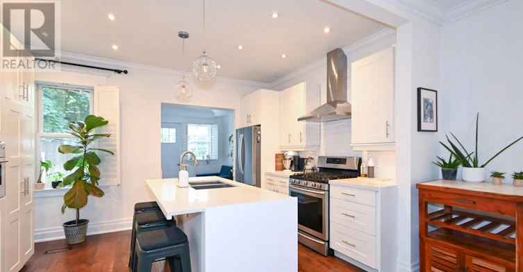 118 Rainsford Road, Toronto, ON, M4L 3N9 - 11