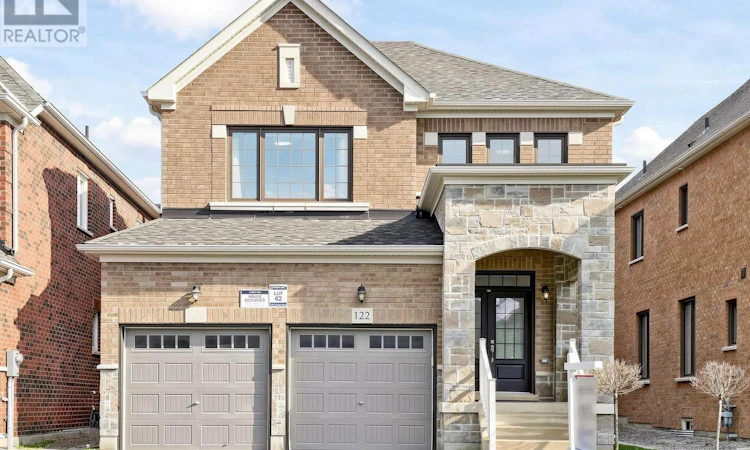 122 Scarlet Way
