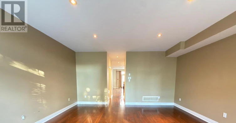 2085 Pine Street, Burlington, ON, L7R 1G1 - 9