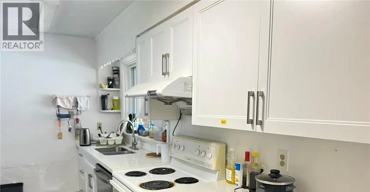 110 Peppler Street, Waterloo, ON, N2J 3C8 - 5