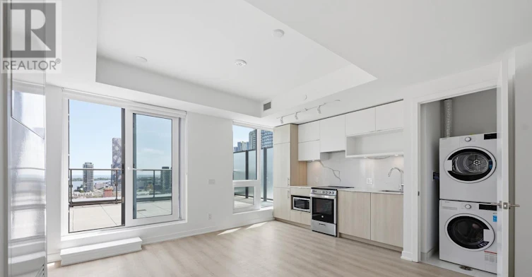 2706-100 Queen Street E, Toronto, ON, M5C 0B5