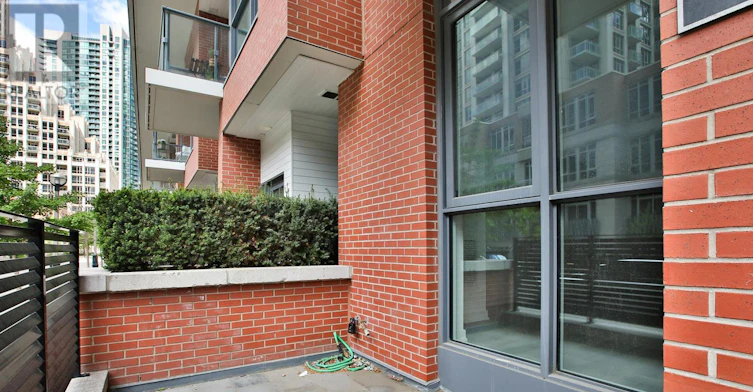 TH03-38 Iannuzzi Street, Toronto, ON, M5V 0S2 - 20