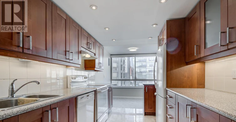 901B-195 St Patrick Street, Toronto, ON, M5T 2Y8 - 11