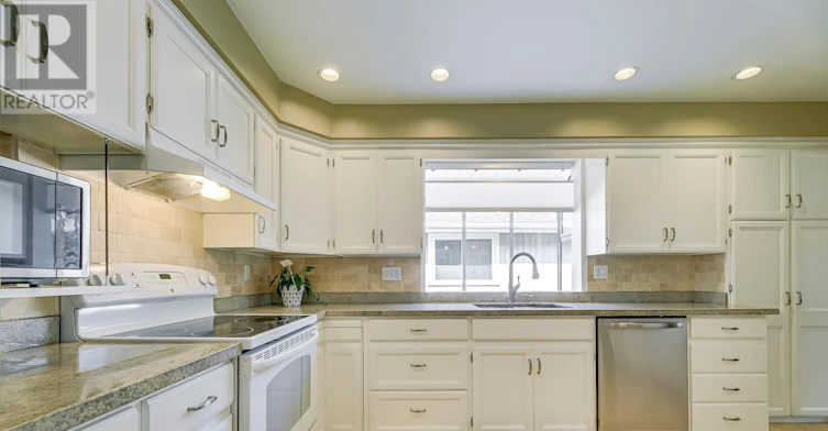 604 Bridle Wood, Burlington, ON, L7L 4C7 - 13