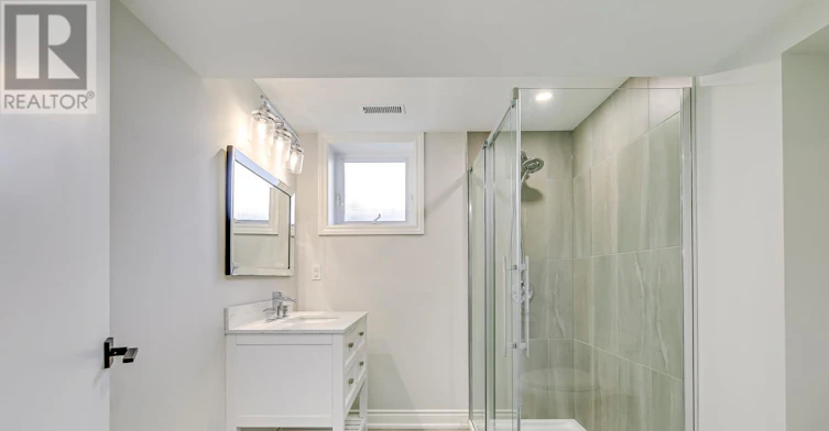 604 Bridle Wood, Burlington, ON, L7L 4C7 - 32