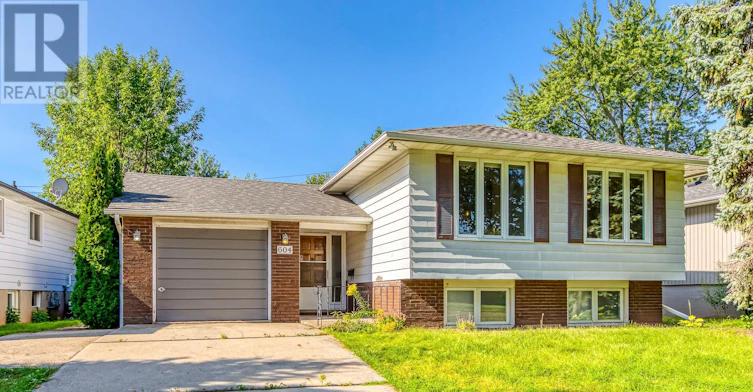 604 Bridle Wood, Burlington, ON, L7L 4C7