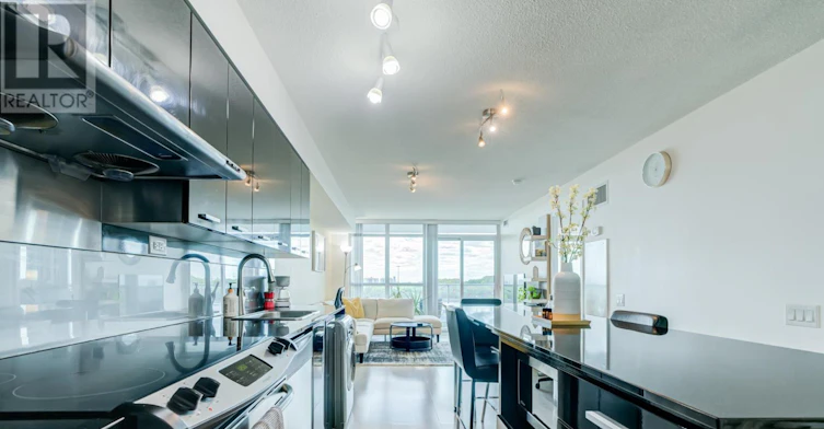 1015-29 Singer Court, Toronto, ON, M2K 0B2 - 5