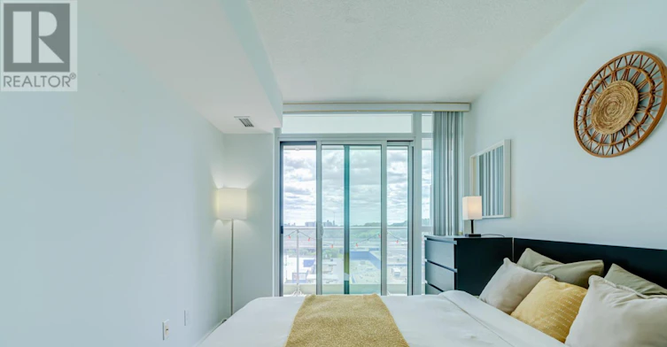 1015-29 Singer Court, Toronto, ON, M2K 0B2 - 11