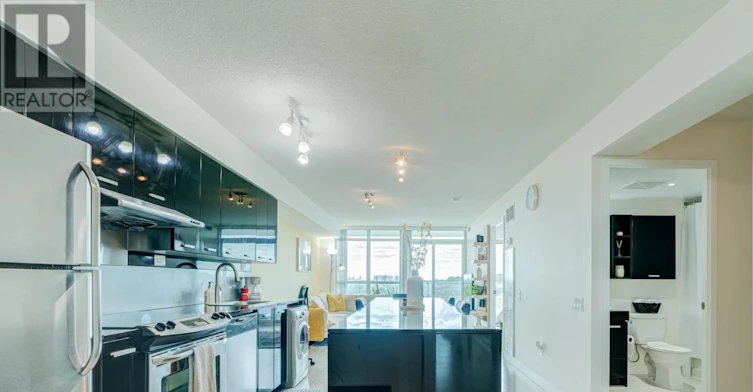 1015-29 Singer Court, Toronto, ON, M2K 0B2 - 4