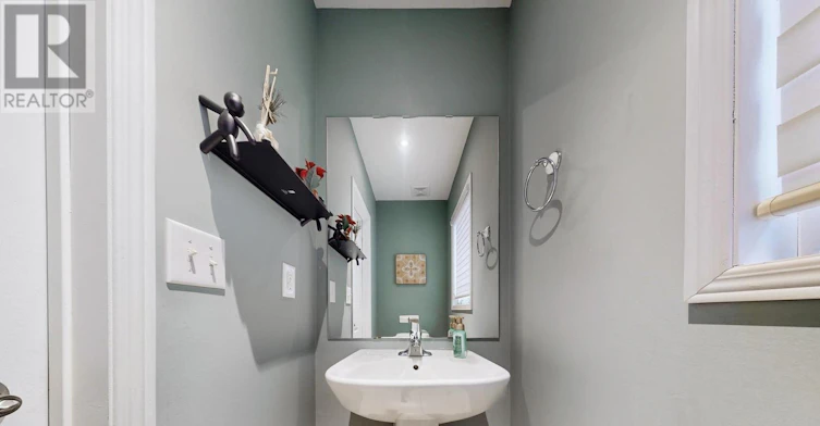 16 Edison Way, Whitby, ON, L1R 0M3 - 11