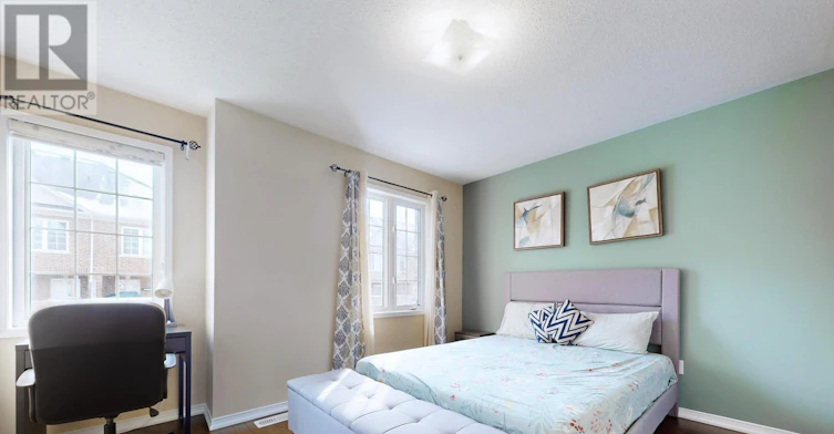 16 Edison Way, Whitby, ON, L1R 0M3 - 19
