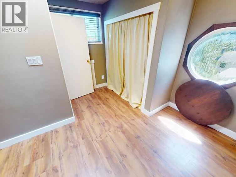 6279 Chilco Avenue, Powell River, BC, V8A 4Z9 - 17