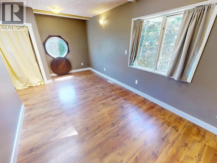 6279 Chilco Avenue, Powell River, BC, V8A 4Z9 - 16