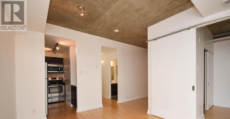 726-349 Mcleod Street, Ottawa, ON, K2P 0S1 - 9