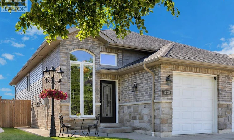 11266 Timber Bay Crescent