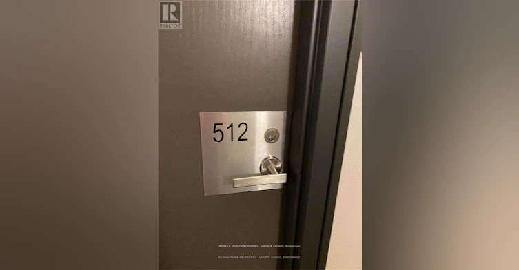 512-736 Bay Street, Toronto, ON, M5G 1N6 - 4