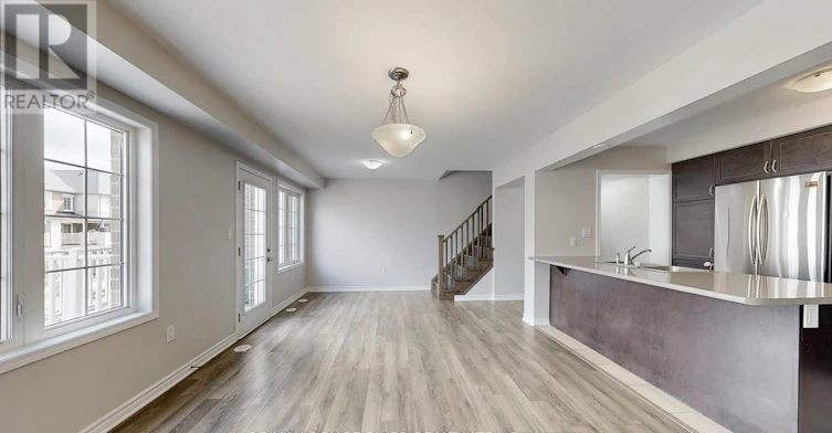 1061 Clipper Lane, Pickering, ON, L1X 0E9 - 7
