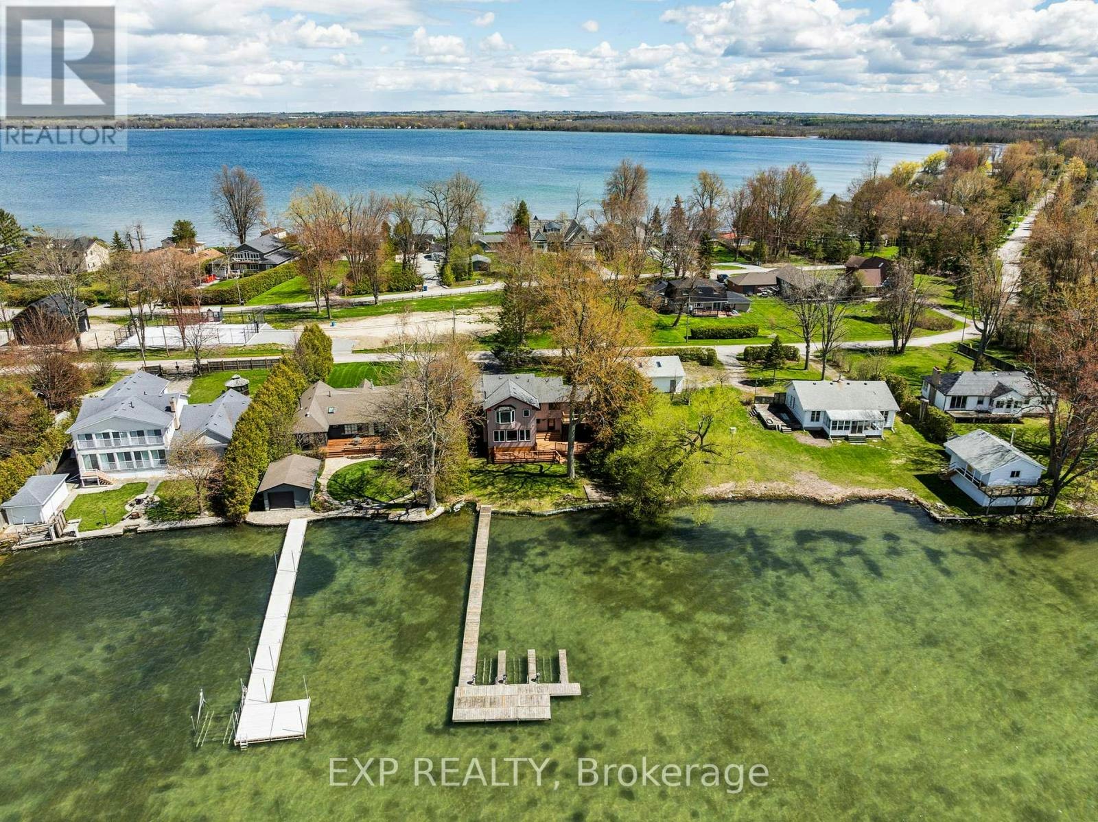 582 Duclos Point Road, Georgina, ON, L0E 1N0