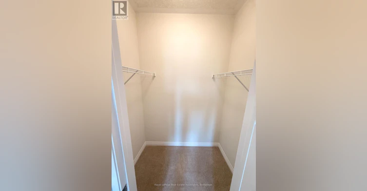 65-261 Woodbine Avenue, Kitchener, ON, N2R 0S7 - 8