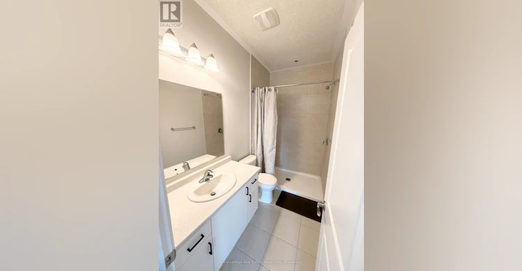 65-261 Woodbine Avenue, Kitchener, ON, N2R 0S7 - 7