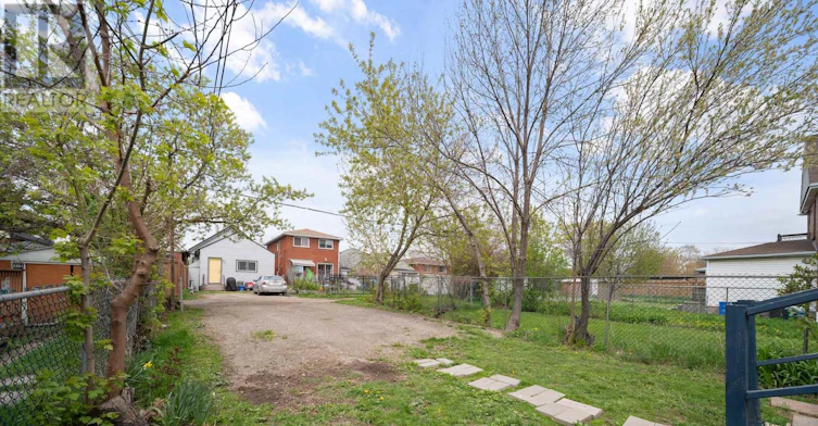 UPPER-305 Weir Street N, Hamilton, ON, L8H 5G4 - 17