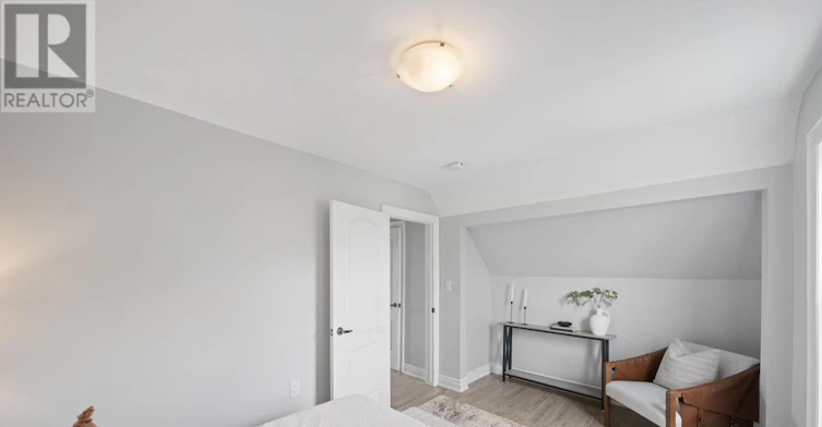 UPPER-305 Weir Street N, Hamilton, ON, L8H 5G4 - 13