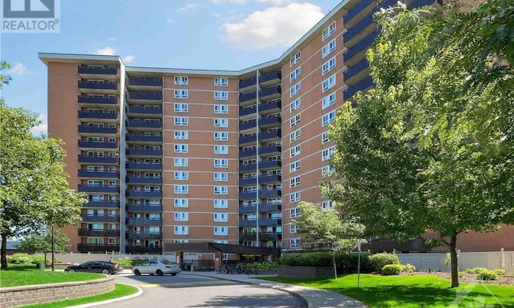 304-2000 Jasmine Crescent