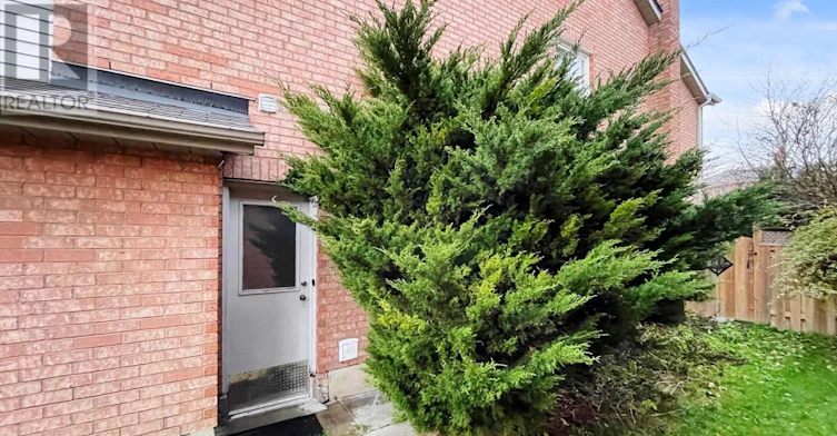 BASEMENT A-719 Shanahan Boulevard, Newmarket, ON, L3X 1P8 - 2