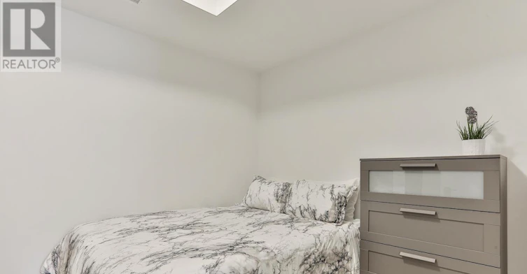 110-35 Wabash Avenue, Toronto, ON, M6R 0A9 - 16