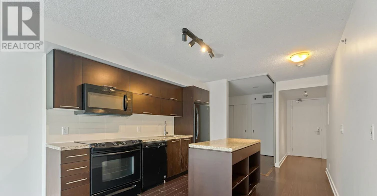 228-21 Nelson Street, Toronto, ON, M5V 3H9 - 9