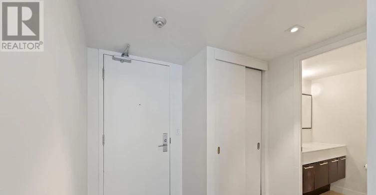 228-21 Nelson Street, Toronto, ON, M5V 3H9 - 3