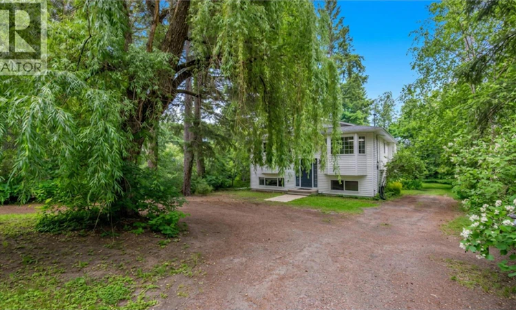 33 Birch Road