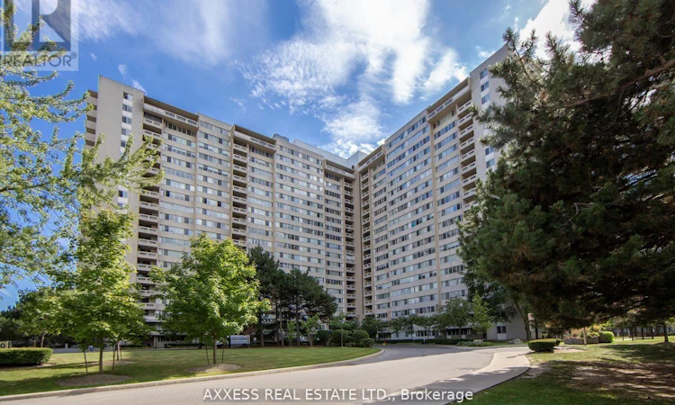 609-3590 Kaneff Crescent