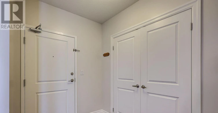 707-260 Villagewalk Boulevard, London, ON, N6G 0W6 - 8