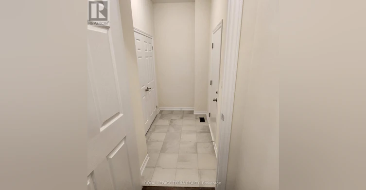 338 Fleetwood Drive, Oshawa, ON, L1K 3G2 - 6