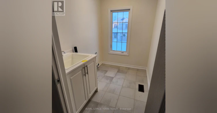 338 Fleetwood Drive, Oshawa, ON, L1K 3G2 - 36