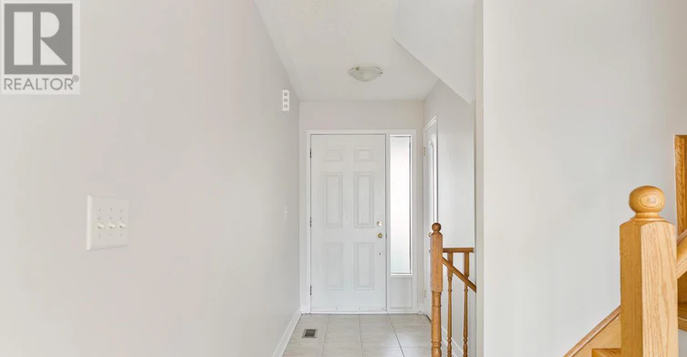 4832 Capri Crescent, Burlington, ON, L7M 0H9 - 5